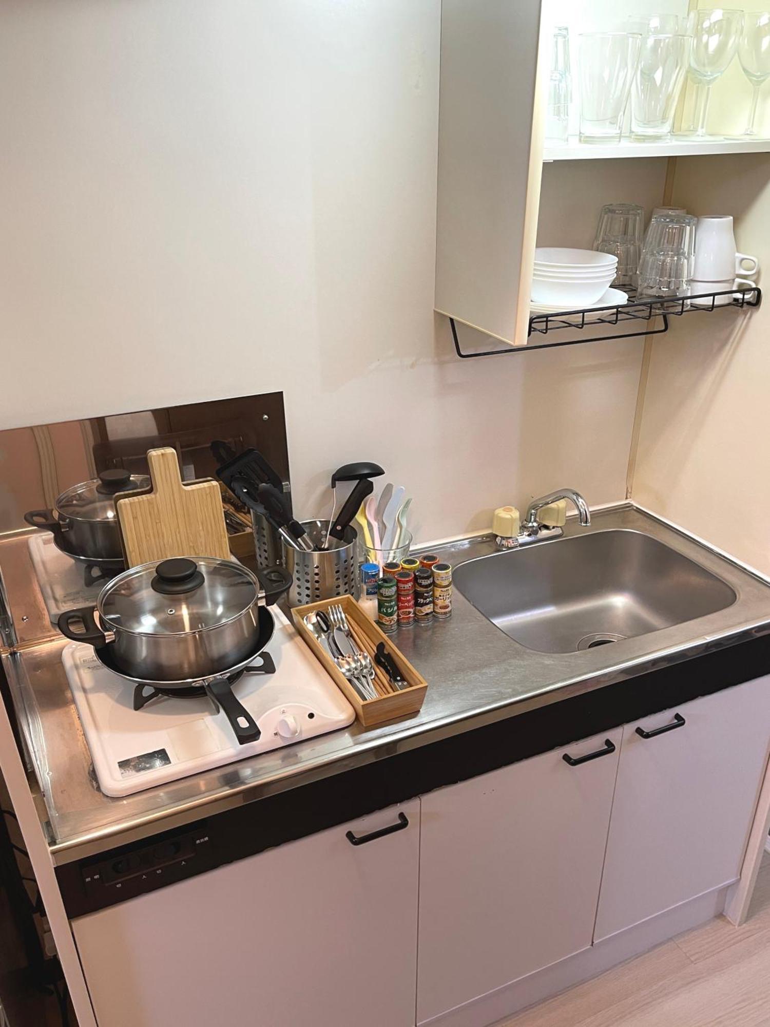 #1 新宿まで2分! 清潔で安全な部屋! Wifi無料! โตเกียว ภายนอก รูปภาพ